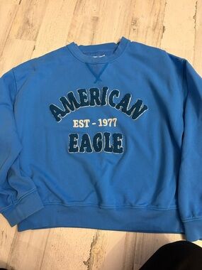 American Eagle crewneck
